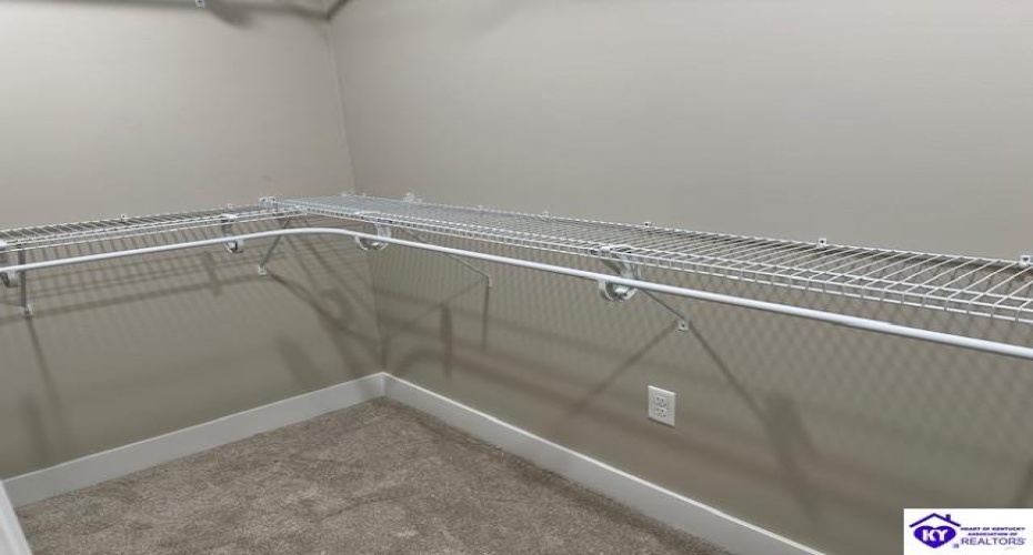 Hunter Lane, Elizabethtown, Kentucky 42701, ,3 BathroomsBathrooms,For Sale,Hunter Lane,HK24000872