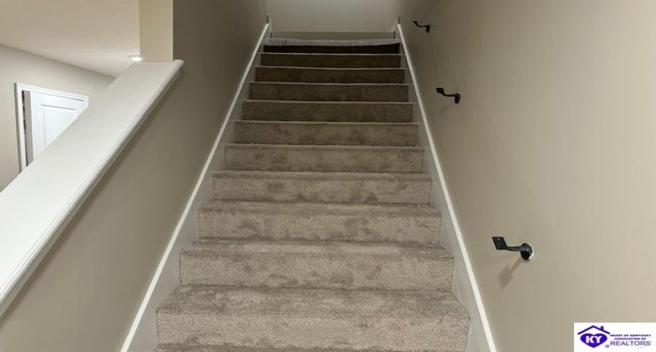 Hunter Lane, Elizabethtown, Kentucky 42701, ,3 BathroomsBathrooms,For Sale,Hunter Lane,HK24000872