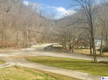 Henry Clay Road, Lookout, Kentucky 41542, ,1 BathroomBathrooms,For Sale,Henry Clay Road,HK24000602