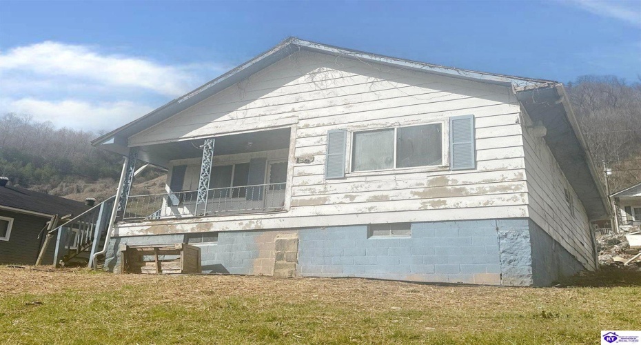 Henry Clay Road, Lookout, Kentucky 41542, ,1 BathroomBathrooms,For Sale,Henry Clay Road,HK24000602