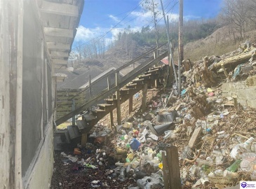 Henry Clay Road, Lookout, Kentucky 41542, ,1 BathroomBathrooms,For Sale,Henry Clay Road,HK24000602