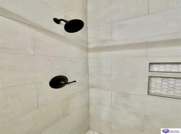 Clyde Road, Campbellsville, Kentucky 42718, ,2 BathroomsBathrooms,For Sale,Clyde Road,HK24000964