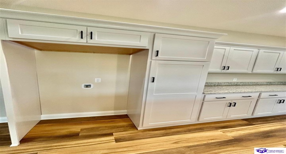 Clyde Road, Campbellsville, Kentucky 42718, ,2 BathroomsBathrooms,For Sale,Clyde Road,HK24000964