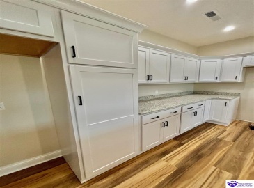 Clyde Road, Campbellsville, Kentucky 42718, ,2 BathroomsBathrooms,For Sale,Clyde Road,HK24000964