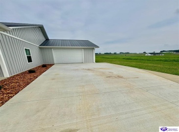 Clyde Road, Campbellsville, Kentucky 42718, ,2 BathroomsBathrooms,For Sale,Clyde Road,HK24000964