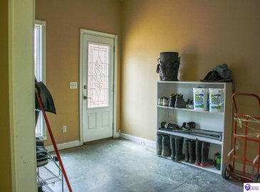 Springfield Road, Elizabethtown, Kentucky 42701, ,5 BathroomsBathrooms,For Sale,Springfield Road,HK23003422