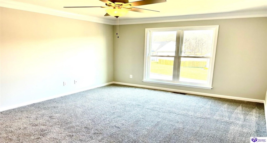 Westhill Cir, Louisville, Kentucky 40214, ,3 BathroomsBathrooms,For Sale,Westhill Cir,HK24000641