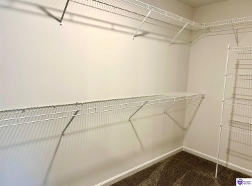 Westhill Cir, Louisville, Kentucky 40214, ,3 BathroomsBathrooms,For Sale,Westhill Cir,HK24000641