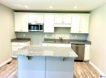 Westhill Cir, Louisville, Kentucky 40214, ,3 BathroomsBathrooms,For Sale,Westhill Cir,HK24000641