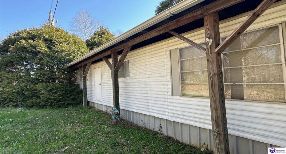Eddings Lane, Scottsville, Kentucky 42164, ,1 BathroomBathrooms,For Sale,Eddings Lane,HK24001039
