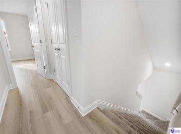 Magnolia Court, Vine Grove, Kentucky 40175, ,3 BathroomsBathrooms,For Sale,Magnolia Court,HK24001105