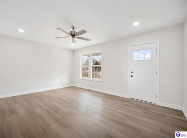 Magnolia Court, Vine Grove, Kentucky 40175, ,3 BathroomsBathrooms,For Sale,Magnolia Court,HK24001105