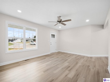 Magnolia Court, Vine Grove, Kentucky 40175, ,3 BathroomsBathrooms,For Sale,Magnolia Court,HK24001105