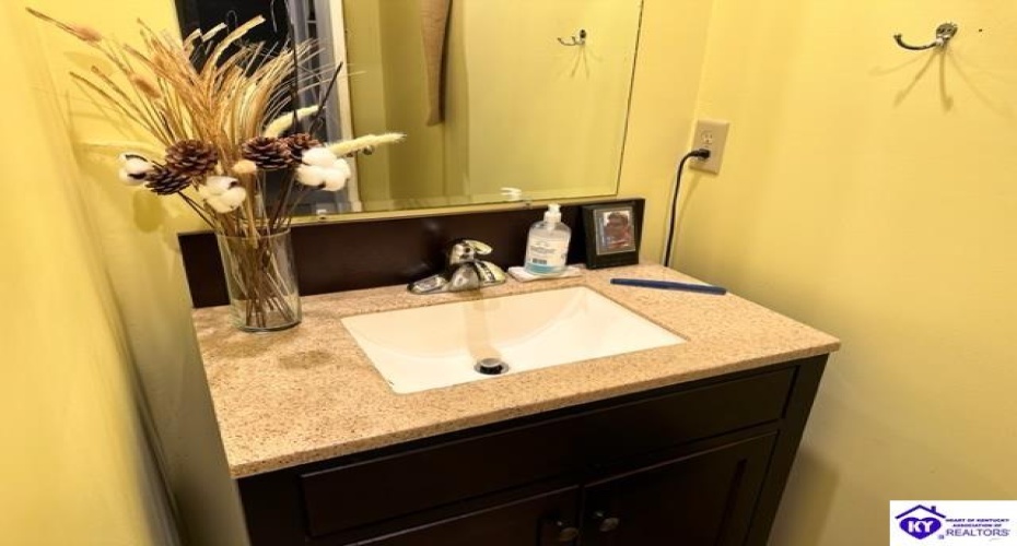 Dixie Highway, Elizabethtown, Kentucky 42701, ,For Sale,Dixie Highway,HK24001187