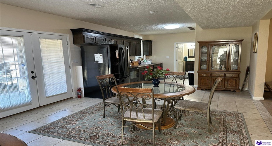 Rogersville Road, Radcliff, Kentucky 40160, ,4 BathroomsBathrooms,For Sale,Rogersville Road,HK24000420