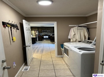 Rogersville Road, Radcliff, Kentucky 40160, ,4 BathroomsBathrooms,For Sale,Rogersville Road,HK24000420