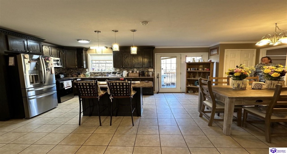 Rogersville Road, Radcliff, Kentucky 40160, ,4 BathroomsBathrooms,For Sale,Rogersville Road,HK24000420