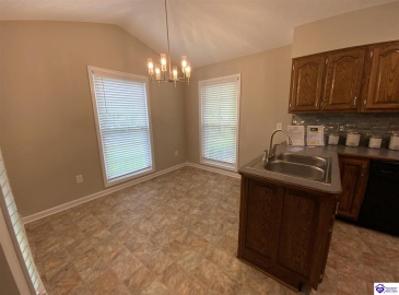 Birch Drive, Elizabethtown, Kentucky 42701, ,2 BathroomsBathrooms,For Sale,Birch Drive,HK24001186