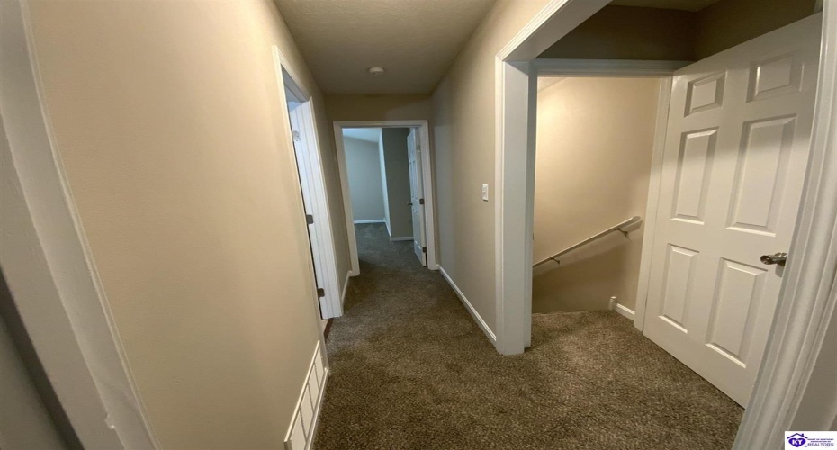 Birch Drive, Elizabethtown, Kentucky 42701, ,2 BathroomsBathrooms,For Sale,Birch Drive,HK24001186