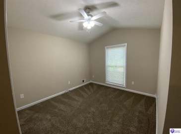 Birch Drive, Elizabethtown, Kentucky 42701, ,2 BathroomsBathrooms,For Sale,Birch Drive,HK24001186