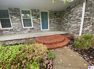 Birch Drive, Elizabethtown, Kentucky 42701, ,2 BathroomsBathrooms,For Sale,Birch Drive,HK24001186