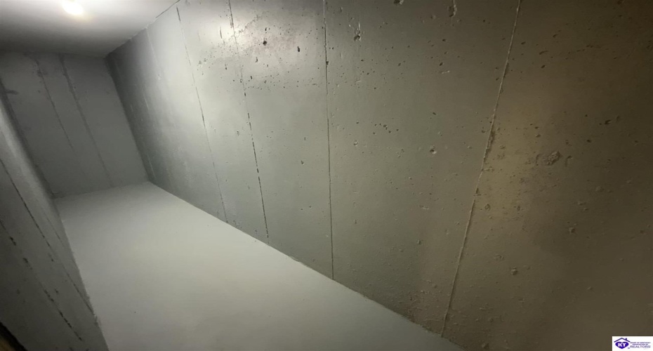 Birch Drive, Elizabethtown, Kentucky 42701, ,2 BathroomsBathrooms,For Sale,Birch Drive,HK24001186