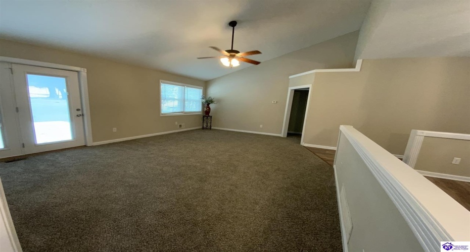 Birch Drive, Elizabethtown, Kentucky 42701, ,2 BathroomsBathrooms,For Sale,Birch Drive,HK24001186