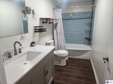 Highway 1870, Russell Springs, Kentucky 42642, ,2 BathroomsBathrooms,For Sale,Highway 1870,HK24001378