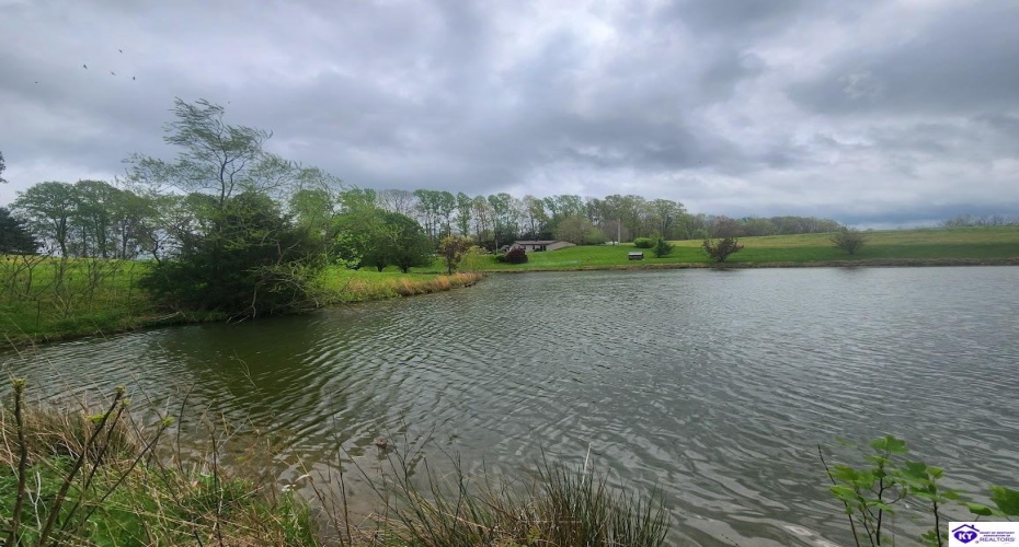 Highway 1870, Russell Springs, Kentucky 42642, ,2 BathroomsBathrooms,For Sale,Highway 1870,HK24001378