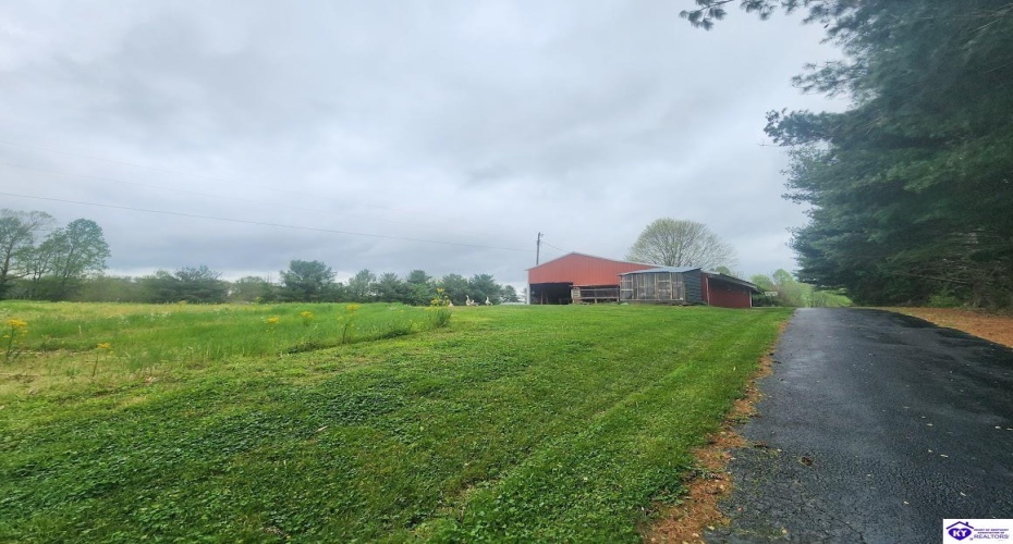 Highway 1870, Russell Springs, Kentucky 42642, ,2 BathroomsBathrooms,For Sale,Highway 1870,HK24001378