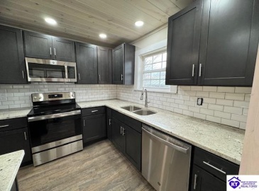 Cannons Point Lane, McDaniels, Kentucky 40152, ,2 BathroomsBathrooms,For Sale,Cannons Point Lane,HK24000861