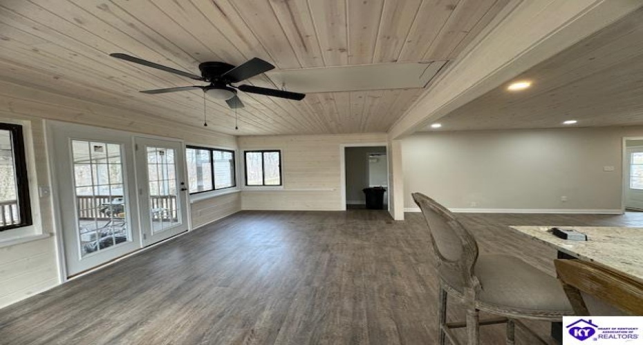 Cannons Point Lane, McDaniels, Kentucky 40152, ,2 BathroomsBathrooms,For Sale,Cannons Point Lane,HK24000861