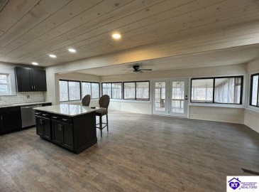 Cannons Point Lane, McDaniels, Kentucky 40152, ,2 BathroomsBathrooms,For Sale,Cannons Point Lane,HK24000861