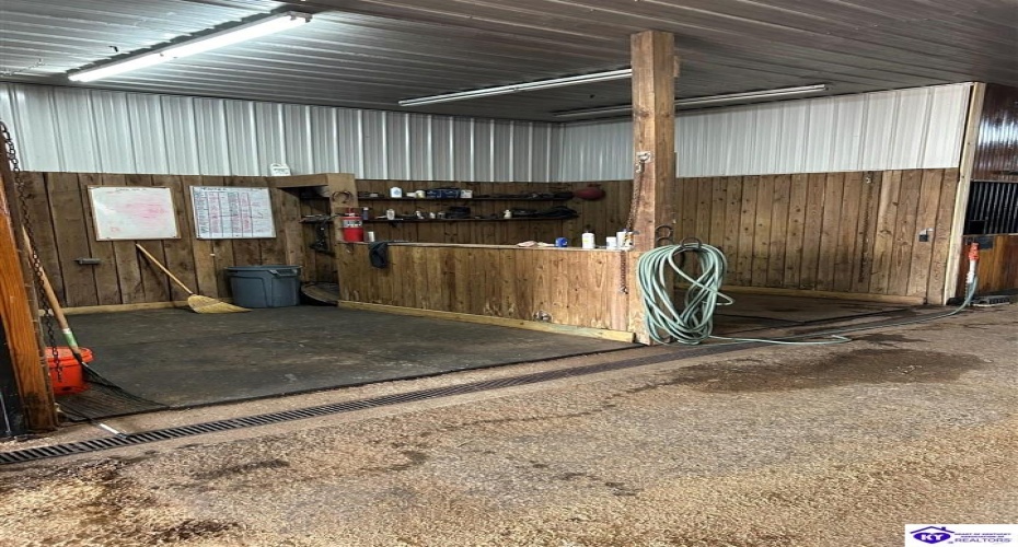 Dixie Highway, Sonora, Kentucky 42776, ,For Sale,Dixie Highway,HK24001442