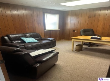 Courthouse Square, Hardinsburg, Kentucky 40143, ,For Sale,Courthouse Square,HK24001457