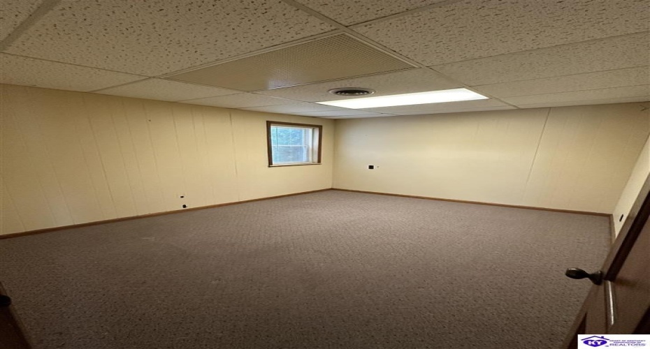 Courthouse Square, Hardinsburg, Kentucky 40143, ,For Sale,Courthouse Square,HK24001457