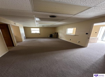 Courthouse Square, Hardinsburg, Kentucky 40143, ,For Sale,Courthouse Square,HK24001457