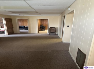 Courthouse Square, Hardinsburg, Kentucky 40143, ,For Sale,Courthouse Square,HK24001457