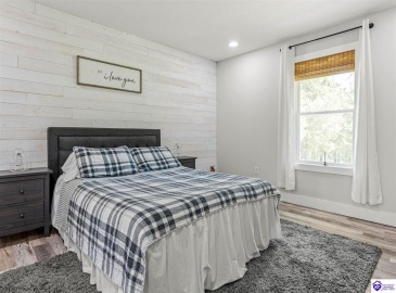 Middle Creek Road, Elizabethtown, Kentucky 42701, ,3 BathroomsBathrooms,For Sale,Middle Creek Road,HK24001465