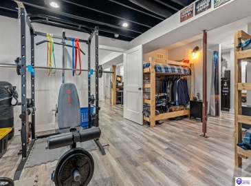 Middle Creek Road, Elizabethtown, Kentucky 42701, ,3 BathroomsBathrooms,For Sale,Middle Creek Road,HK24001465