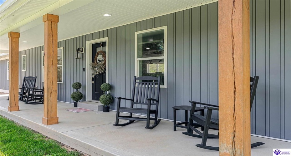 Middle Creek Road, Elizabethtown, Kentucky 42701, ,3 BathroomsBathrooms,For Sale,Middle Creek Road,HK24001465