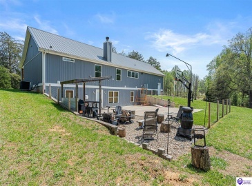 Middle Creek Road, Elizabethtown, Kentucky 42701, ,3 BathroomsBathrooms,For Sale,Middle Creek Road,HK24001465