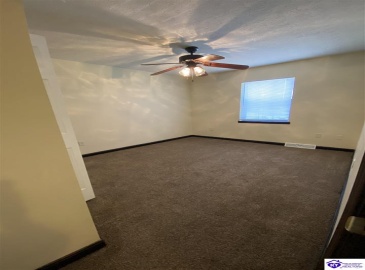 Candy Court, Radcliff, Kentucky 40160, ,2 BathroomsBathrooms,For Sale,Candy Court,HK24001481