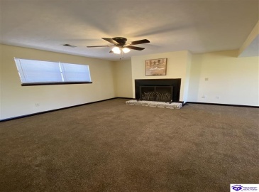 Candy Court, Radcliff, Kentucky 40160, ,2 BathroomsBathrooms,For Sale,Candy Court,HK24001481