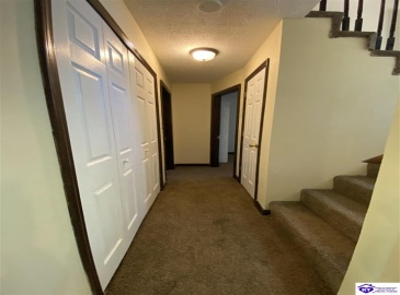 Candy Court, Radcliff, Kentucky 40160, ,2 BathroomsBathrooms,For Sale,Candy Court,HK24001481