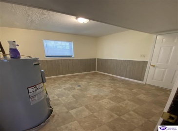 Candy Court, Radcliff, Kentucky 40160, ,2 BathroomsBathrooms,For Sale,Candy Court,HK24001481