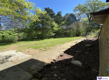 Candy Court, Radcliff, Kentucky 40160, ,2 BathroomsBathrooms,For Sale,Candy Court,HK24001481