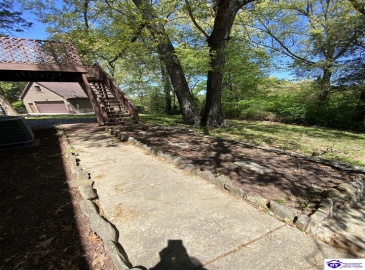 Candy Court, Radcliff, Kentucky 40160, ,2 BathroomsBathrooms,For Sale,Candy Court,HK24001481