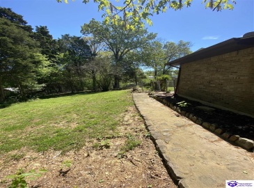 Candy Court, Radcliff, Kentucky 40160, ,2 BathroomsBathrooms,For Sale,Candy Court,HK24001481