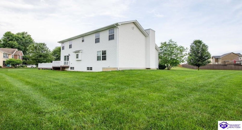 Mandarin Court, Elizabethtown, Kentucky 42701, ,4 BathroomsBathrooms,For Sale,Mandarin Court,HK24001492